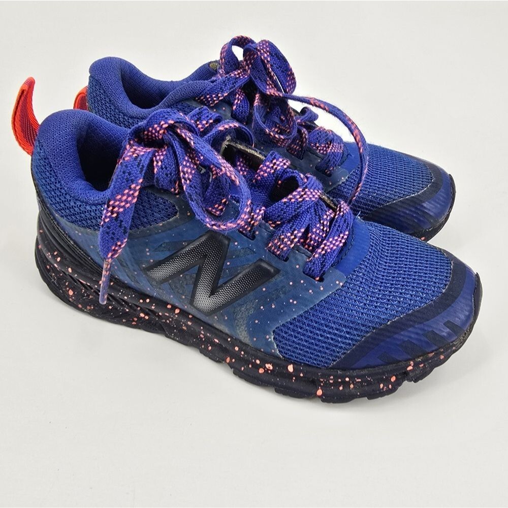 New Balance Boys Fuelcore Nitrel Sneakers in Blue and Orange Size 11